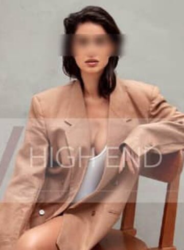 Outcall Only brunette Nina london escort