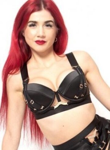 Outcall Only busty Ines london escort