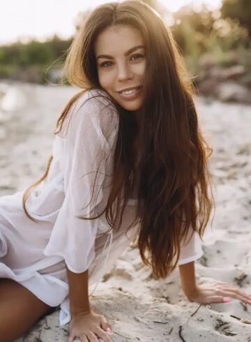 central london brunette Kiya london escort