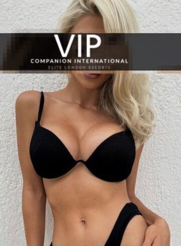 Mayfair blonde Alexandra london escort