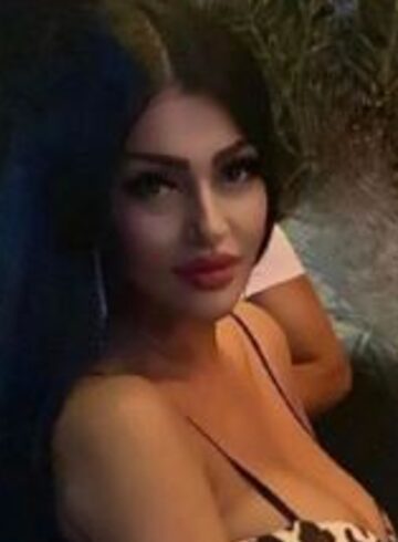 Earls Court busty Fara london escort