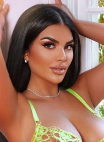 South Kensington party-girl Meryem london escort