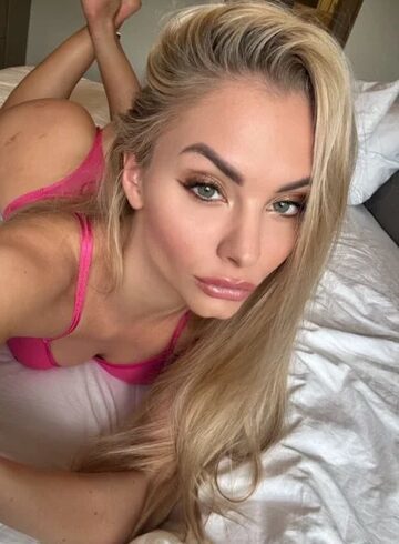 Marylebone blonde Bella Escort london escort