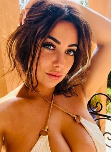 Canary Wharf 400-to-600 Lola Escort london escort