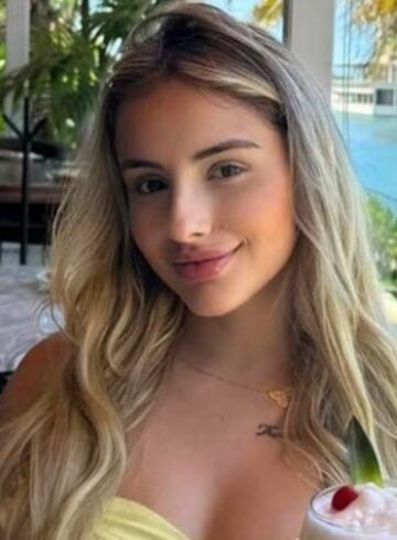 Chelsea petite Billa london escort