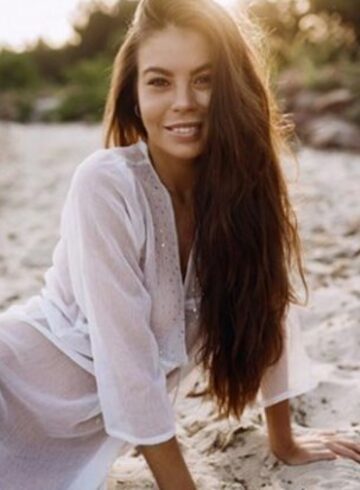 Knightsbridge brunette Iryna london escort