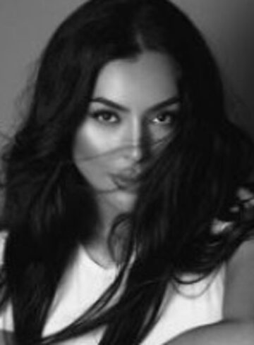 Mayfair massage Mia london escort
