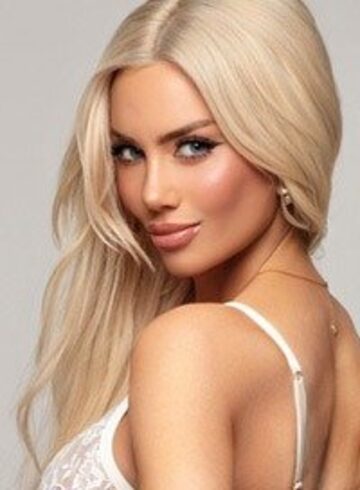 Kensington blonde Devon london escort