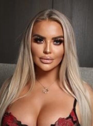 central london party-girl Scarlett london escort