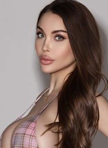 Kensington party-girl Melana london escort