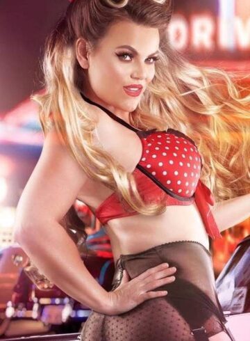 Central London 300-to-400 Scarlette london escort