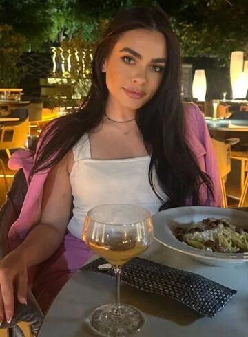 Notting Hill 300-to-400 Becky london escort