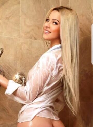 Baker Street blonde Cintia london escort