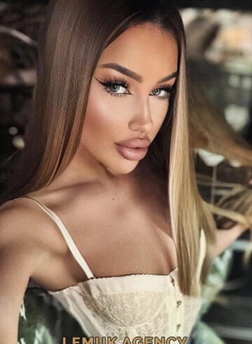 Gloucester Road elite Trisha london escort