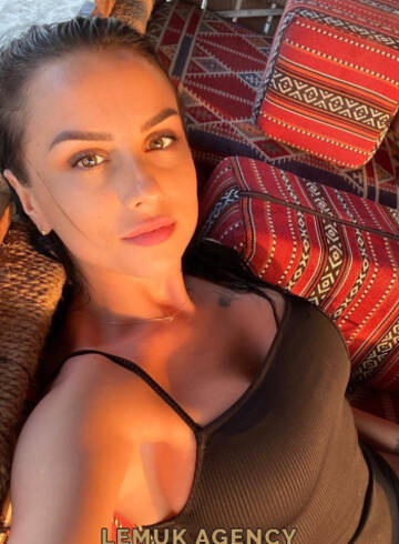 Marble Arch 200-to-300 Ella london escort