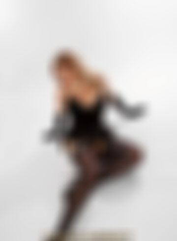 Bayswater party-girl Gloria london escort