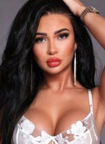 Canary Wharf english Sierra london escort