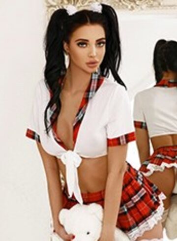 central london brunette Amirah london escort
