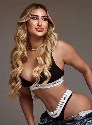 Kensington 200-to-300 Esther london escort