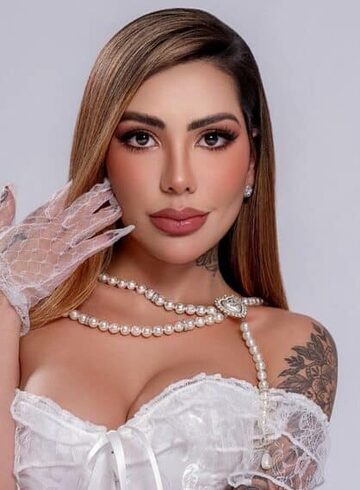 Kensington 300-to-400 Latifa london escort