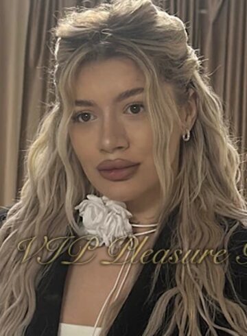 Marylebone blonde Azalea london escort