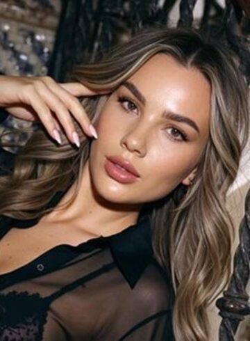 Kensington 400-to-600 Erika london escort
