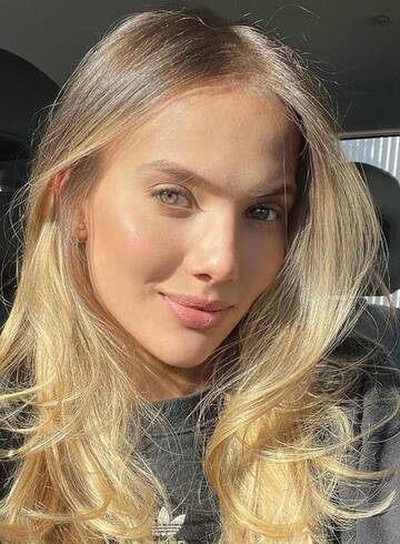 Central London party-girl Safrona london escort