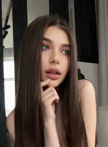 Kensington brunette Miracle london escort