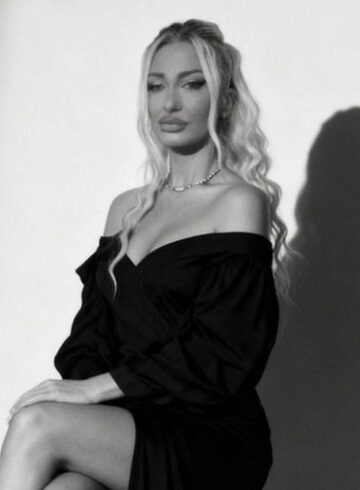 Chelsea 200-to-300 Adeline london escort