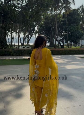 Paddington 200-to-300 Janhavi london escort