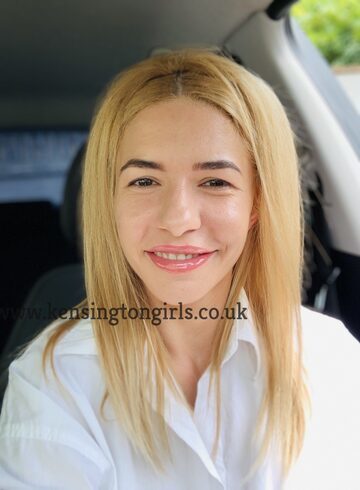 Mayfair pornstar Karma london escort