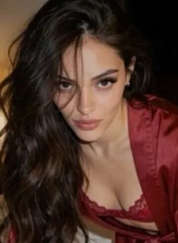 Marylebone party-girl Dravynea london escort