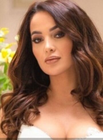 Kensington brunette Sinead london escort