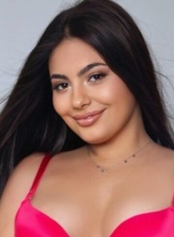 Marble Arch brunette Zoe london escort