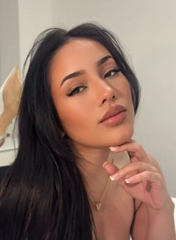 Earls Court 300-to-400 Insta london escort