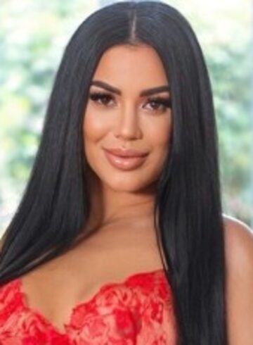 South Kensington 200-to-300 Maggie london escort