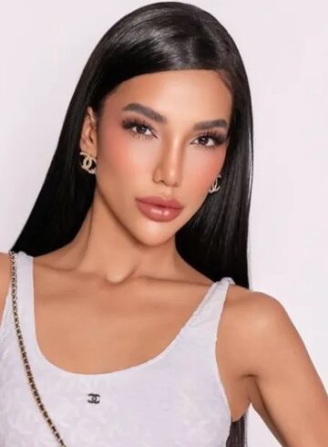 Kensington party-girl Vega london escort