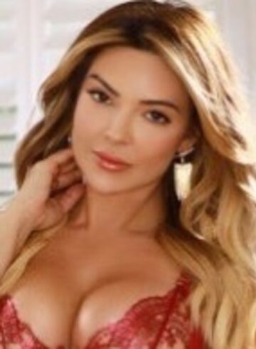 Mayfair brunette Georgie london escort
