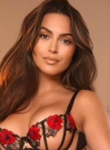 Paddington 200-to-300 Robin london escort