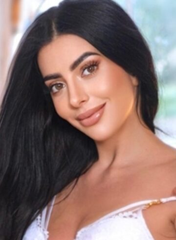 Kensington brunette Wendelin london escort