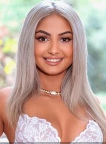 Edgware Road 200-to-300 Delia london escort