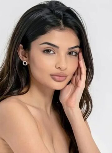 Central London party-girl Niranya london escort