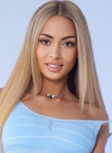 Mayfair a-team Cindy london escort