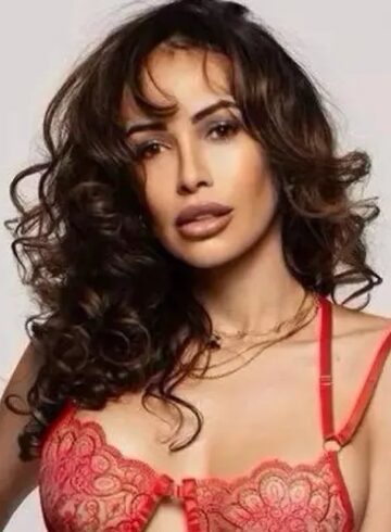 central london party-girl Ozelia london escort