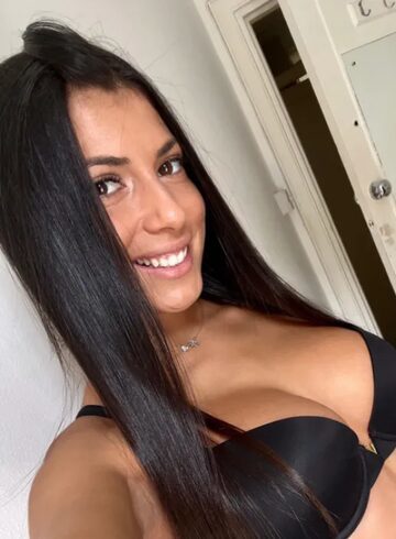 Bayswater brunette Yanna london escort