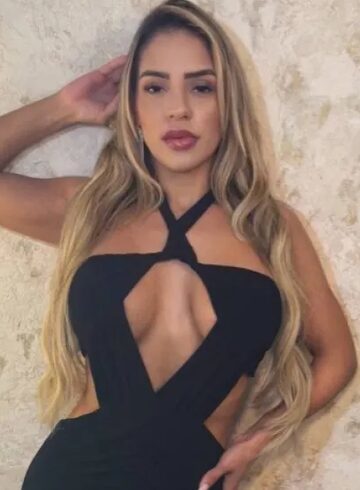 Marble Arch petite Bamerta london escort