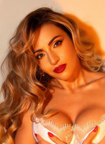 South Kensington 300-to-400 Diana london escort