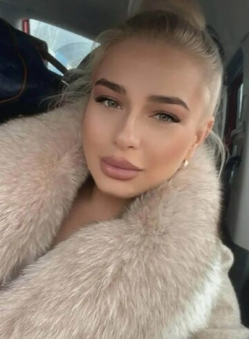 Knightsbridge party-girl Merlyn london escort