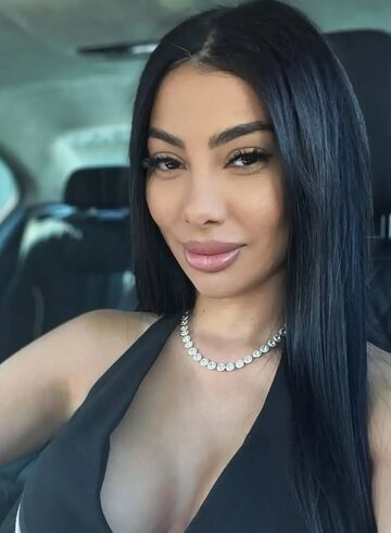 Chelsea busty Julia london escort