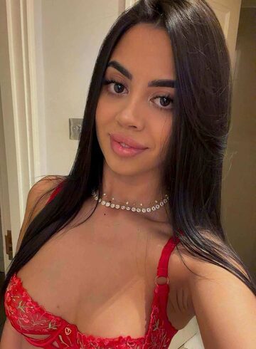 Marble Arch brunette Lolita london escort